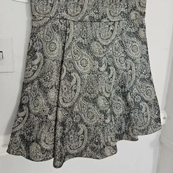 NWT Alice + Olivia Anette Metallic Paisley V-neck Party Dress | 12 - Picture 6 of 11